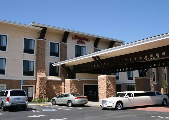 Hampton By Hilton