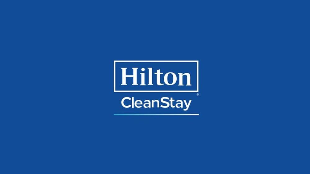 Hampton By Hilton Hotel 3*