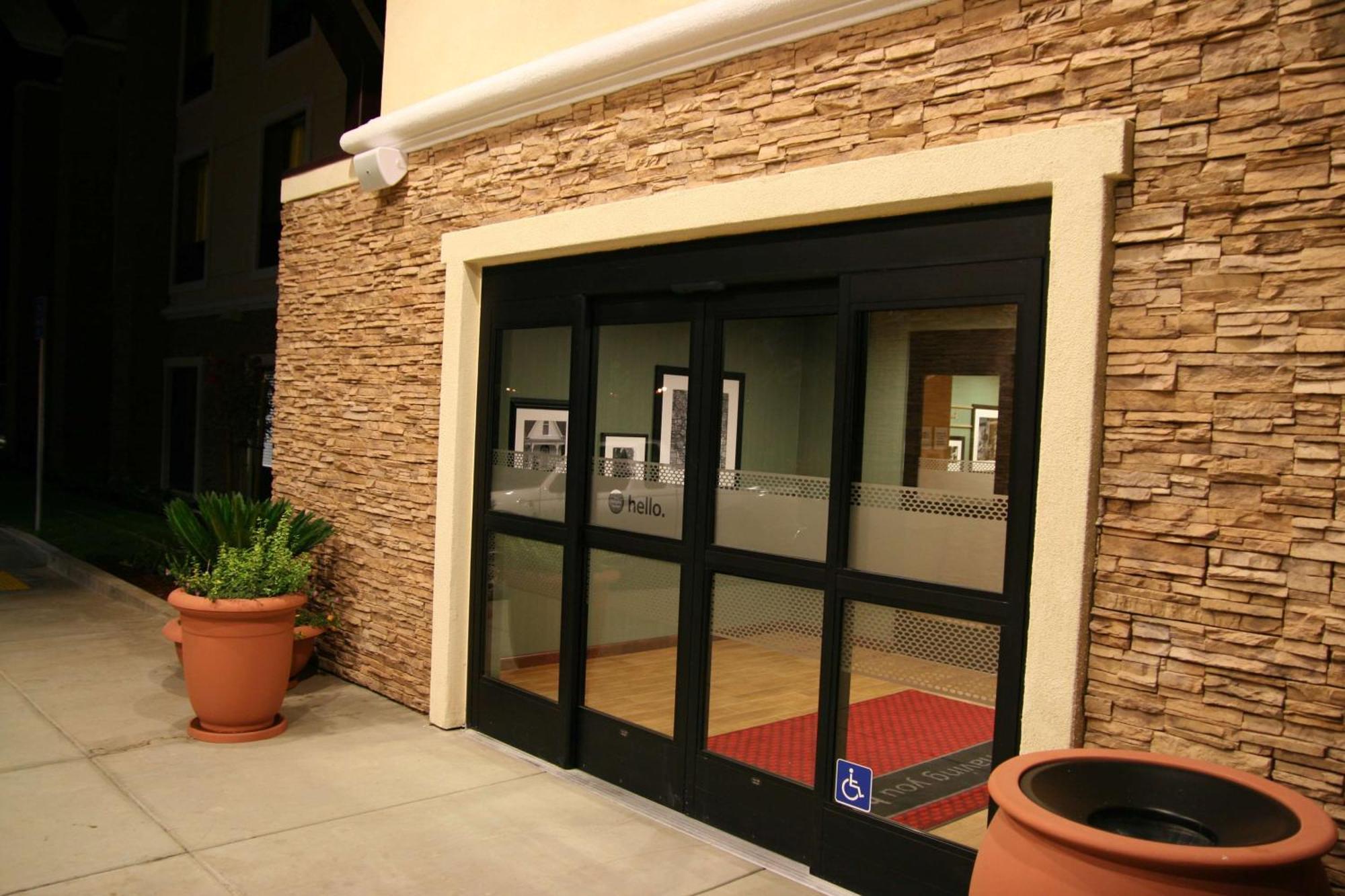 Hampton By Hilton Hotel Brentwood